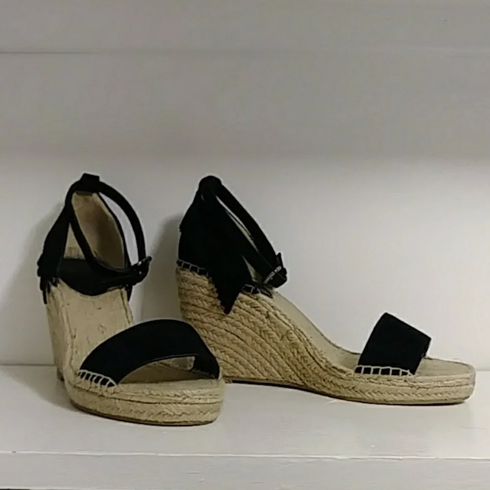FRYE Fringe Ankle Strap Espadrille Wedges Suede Black Size 10 Fits like a 9.5 - Picture 5 of 7